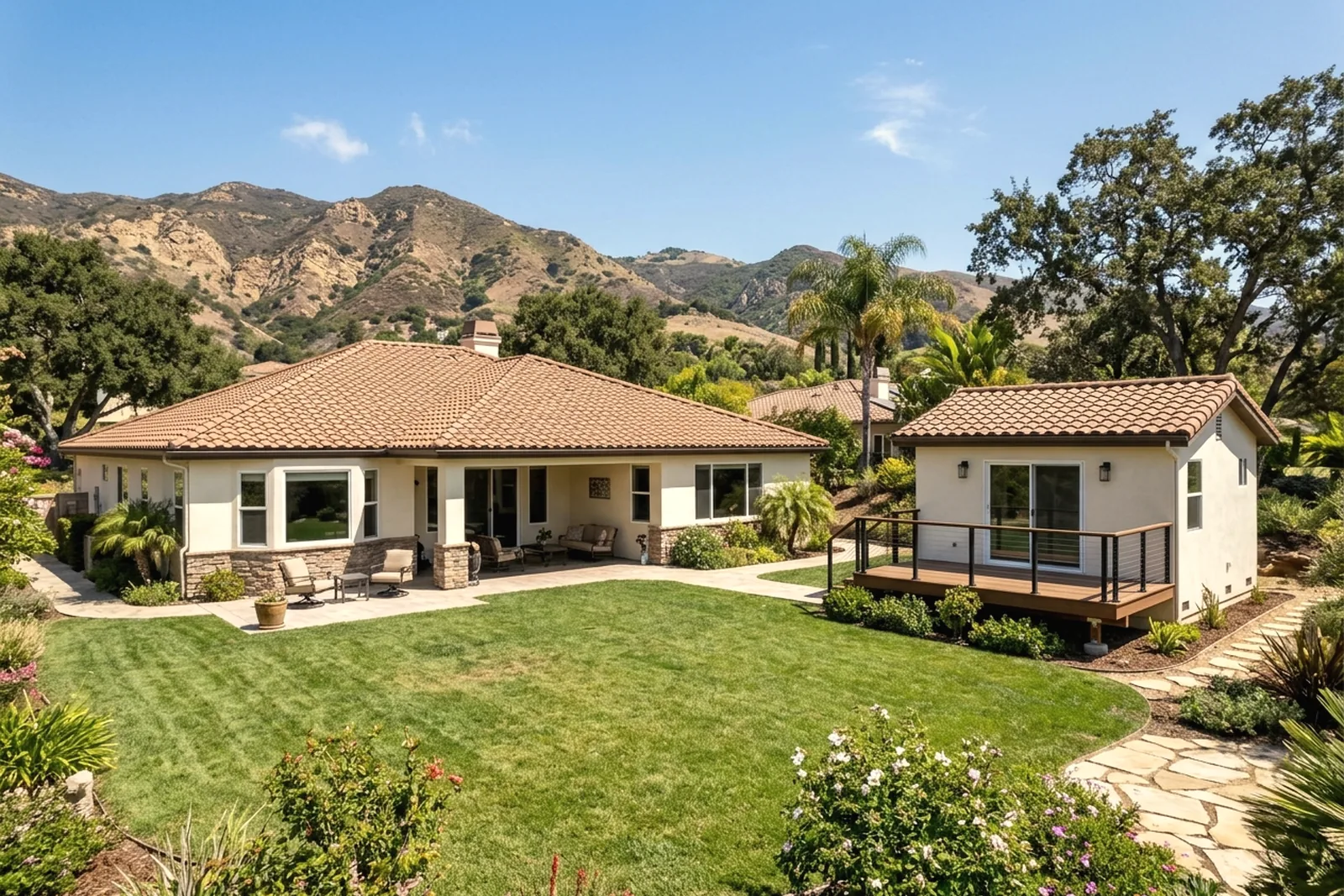 Camarillo home with a detached guest house ADU